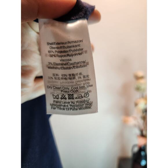 DKNY Navy Blue 3/4 Sleeve Sheath Dress -size 10 NWT Has Pocket PTP 20 Length 36 - Picture 5 of 5